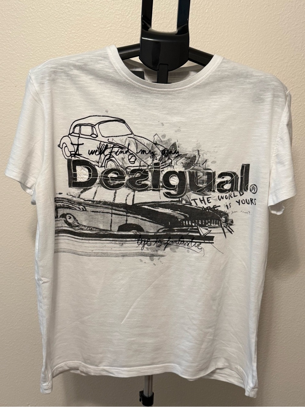 Desigual White Graphic Short Sleeve Tee with Black Print size L